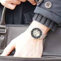 Montre Homme GAIUS Cadran Noir Bracelet Acier Milanais Argenté 9 Montre Homme GAIUS Cadran Noir Bracelet Acier Milanais Argenté -Pierre Lannier Magasin De Vente DSC00880 retouchee redimensionnee 1000x1000 crop